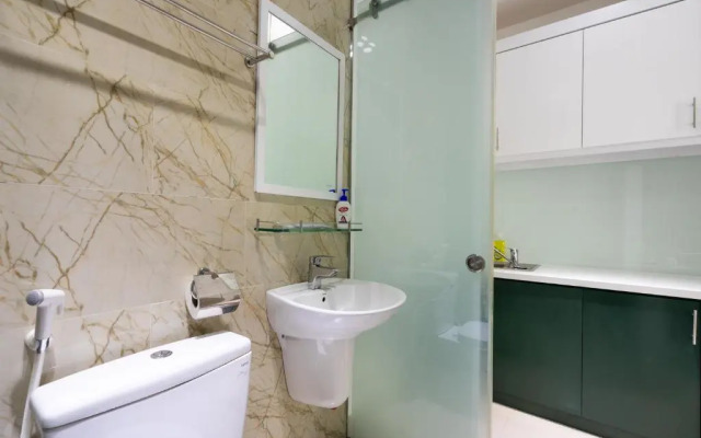 The Arrivals Home-District 3-10stars-SG center