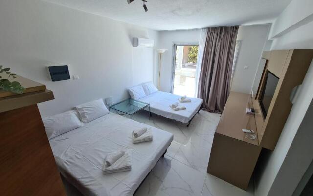 Fotoxenia Luxury Apts
