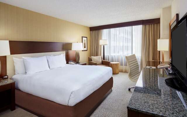 DoubleTree by Hilton Washington DC - Crystal City