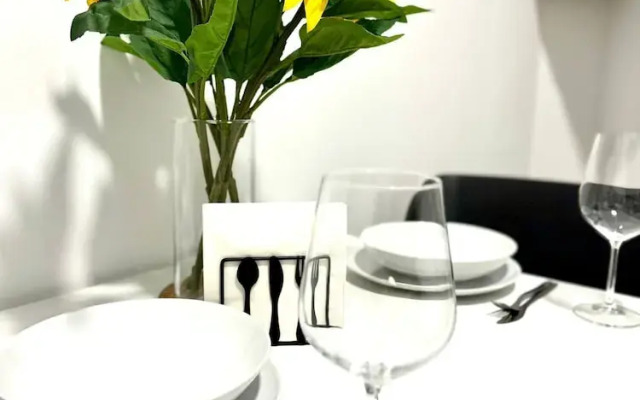 Universidad by Oshun Apartments