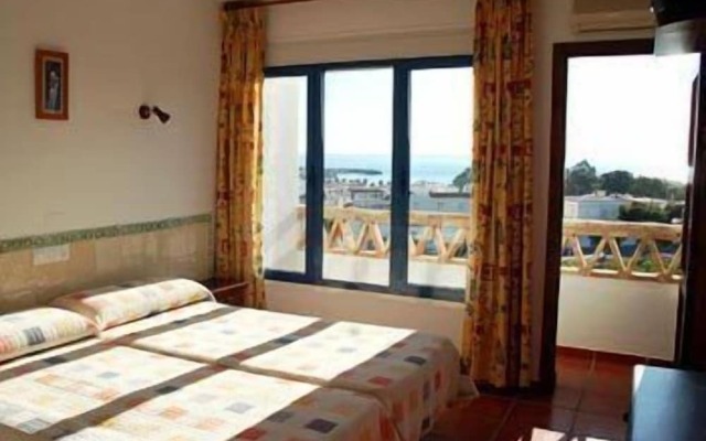 Hostal El Dorado Cabodegata