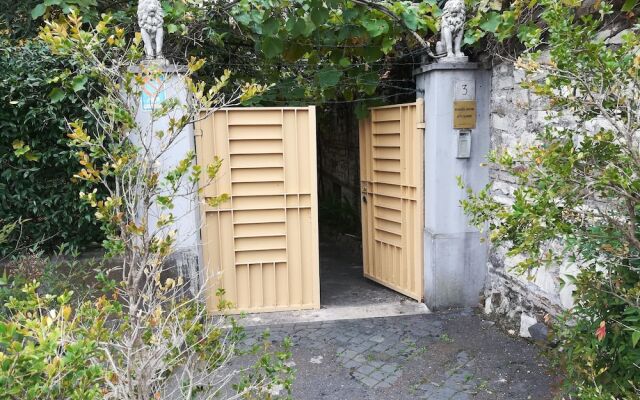 Cristina's Residence