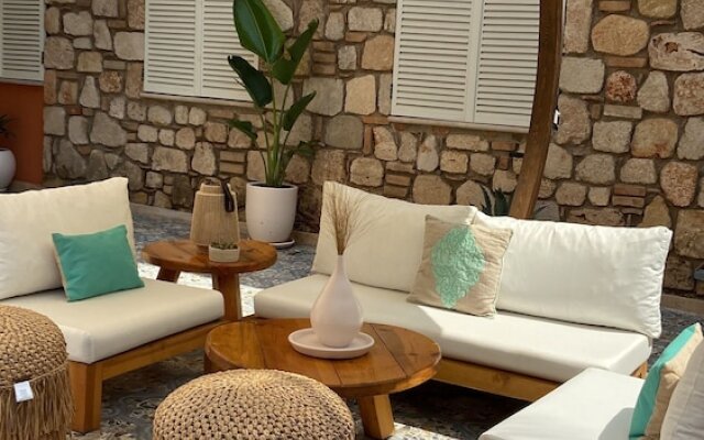 Noa's Boutique Hotel