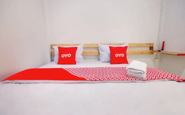 OYO 1345 Alfalah Residence Syariah