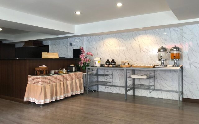 Ayothaya Hotel