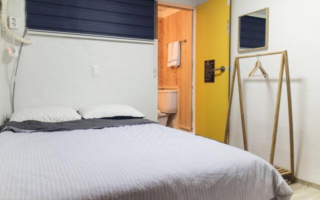 24 Guesthouse Jongno Tower