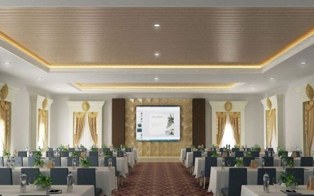 New Hill Resort & Spa