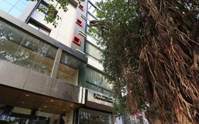 Semiramis Hotel