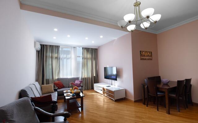 RIS Central Apartments Yerevan