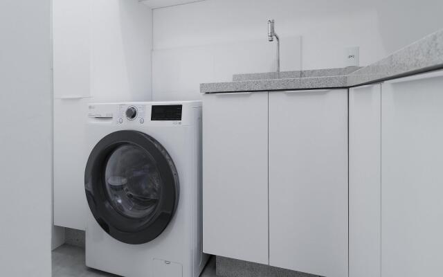 Apto c/ churrasq a 300m da praia em Floripa RES201