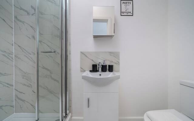 Studio Unit in London Walthamstow