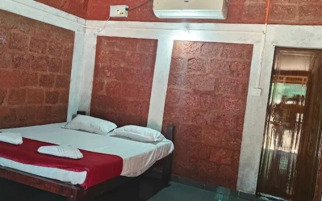 Blue Waves Beach Stay