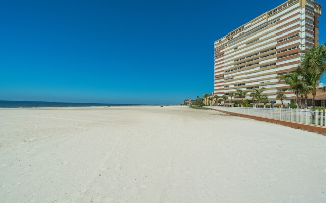 Redington Towers 406 by Vtrips