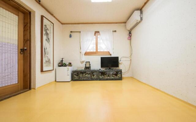 Ddlanche Hanok Stay Guesthouse
