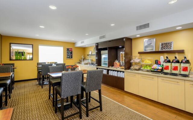 TownePlace Suites by Marriott Fort Meade National Business Park