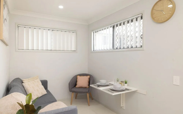 16 Freney St