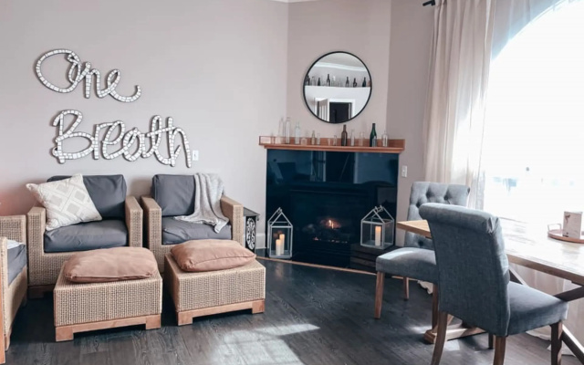 Majestic Inn & Spa