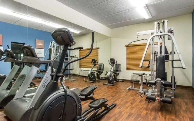 Comfort Suites Airport