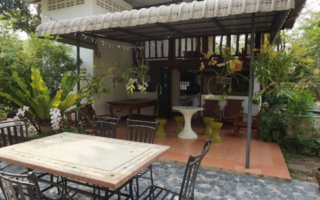 Nan Noble House Garden Resort