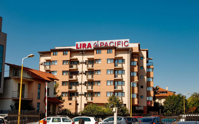 Lira Pacific Aparthotel