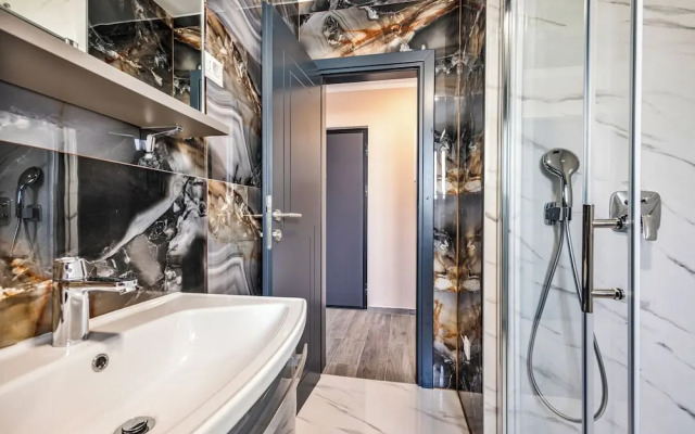 Sauna & Jacuzzi Apartment Rossa