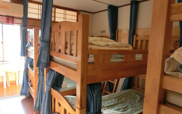 Mt Fuji Hostel Michael's