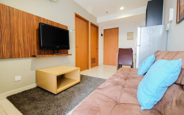 2br Apartment at Cinere Bellevue Suites Near Shopping Mall – Guest Rooms – Depok