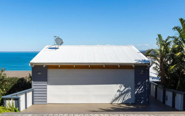 THE LOOKOUT AT GERROA Gerroa 4pm check out Sundays