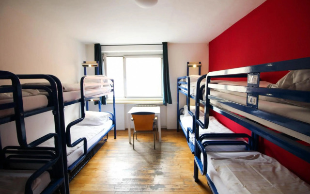 The 4 You Hostel & Hotel