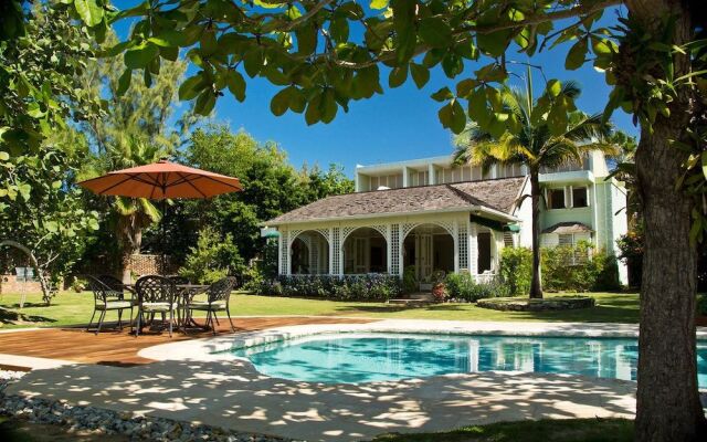 5 Br Beachfront Villa Discovery Bay Prj 1429