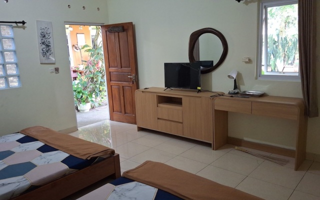 Dagope Homestay – Guest Rooms – Lembang