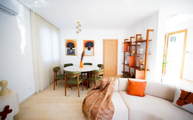 Villa Hermes Seaside and Luxurious