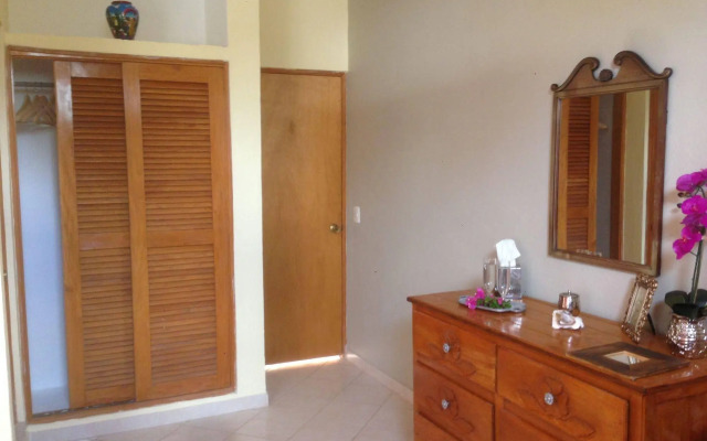 Casa Punta Perula Bed & Breakfast Hotel