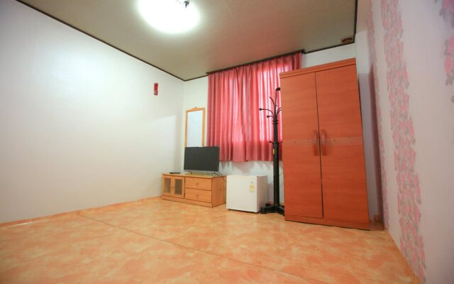 Kumkwangjang Motel