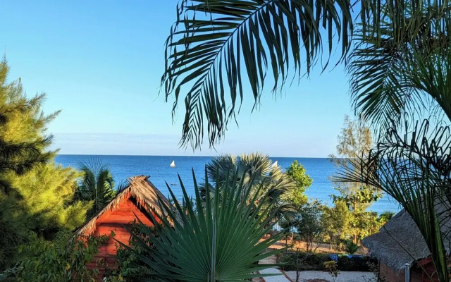 Ampazony Lodge