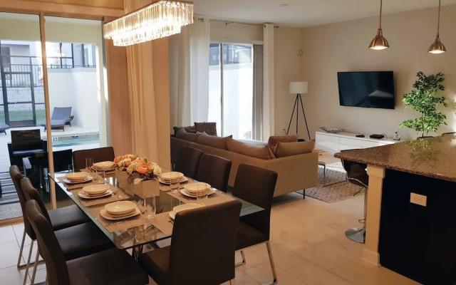 1556 PD - Poolside Bliss: Enchanted 4BR Townhome