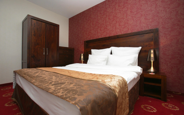 Columbus Hotel