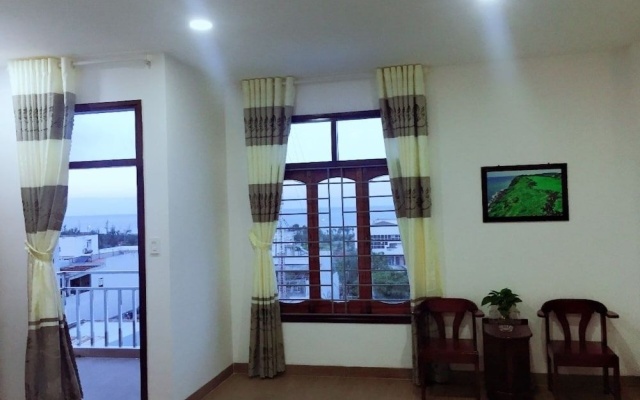 Khach San Yen Phu – Guest Rooms – Tuy Hoa