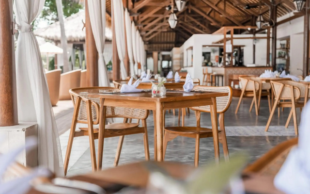 Lembongan Beach Club and Resort