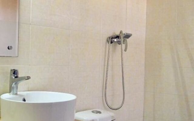 Shenghua Hotel