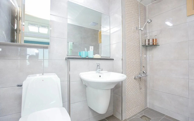 Jeju Jinggeomdari Pension