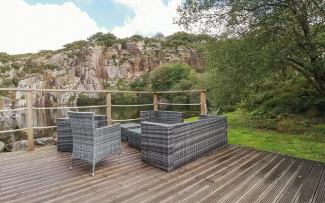 Tickeydoo, Tor Down Quarry