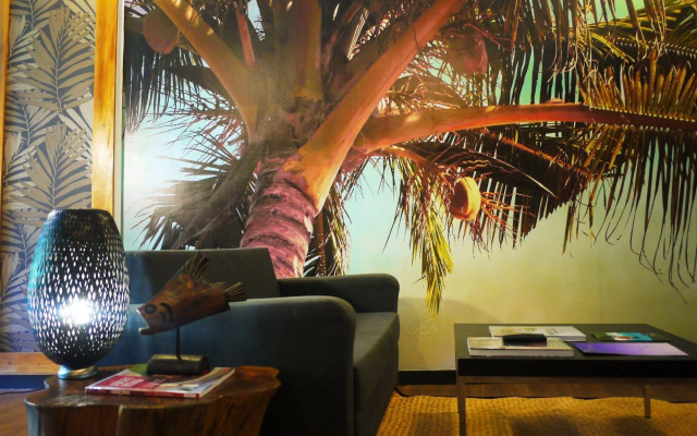 LuxeView Hotel