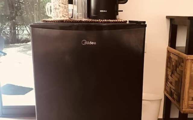 Everyday Sunday Hotel Cafe