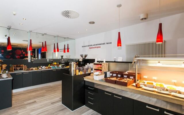 DORMERO Hotel Zürich Airport