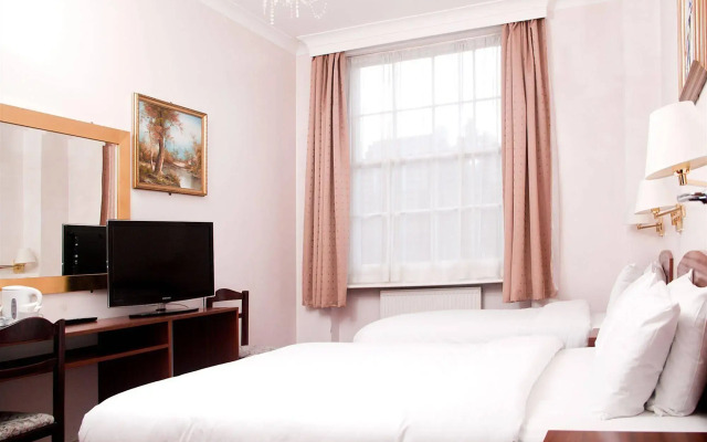 St George Hotel