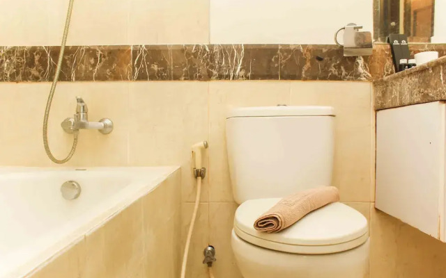 Fully Furnished with Cozy Design 2BR The Bellezza Apartment