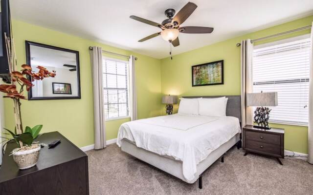 Champions Gate-1308cebwjgil