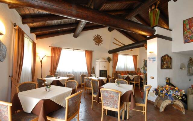 Hotel Appartements  La Roche
