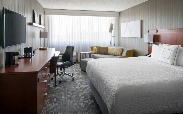 Courtyard by Marriott Richmond/Berkeley